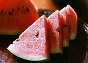 开封尉氏北街吃瓜,夏日吃瓜盛地，品味古城风情  第2张