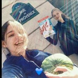 dualipa吃瓜,揭秘dualipa吃瓜背后的娱乐风云