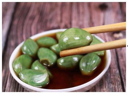 王瓜怎么腌制的吃,家常美味新体验