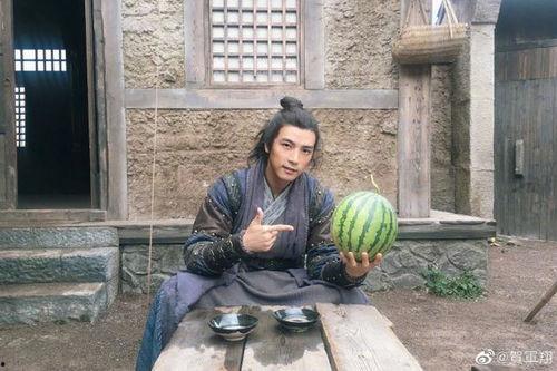 吃瓜群众爆剧照图片,揭秘明星幕后生活瞬间  第2张